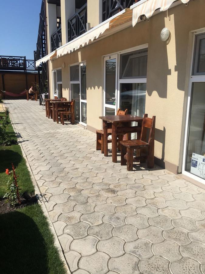 Веселий Кут Hotel Зализний Порт Екстериор снимка